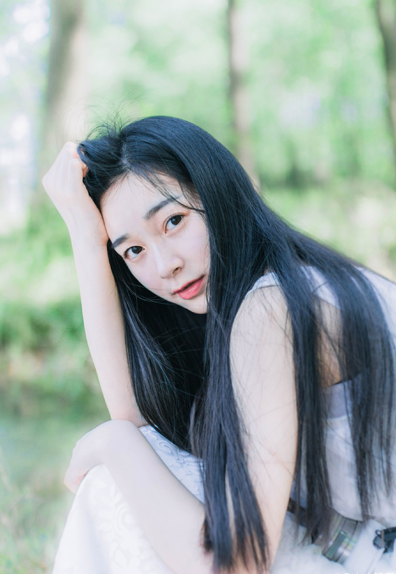 两人愕然的看向对方，魏延面色有些不好看的看向庞统：“不打？”